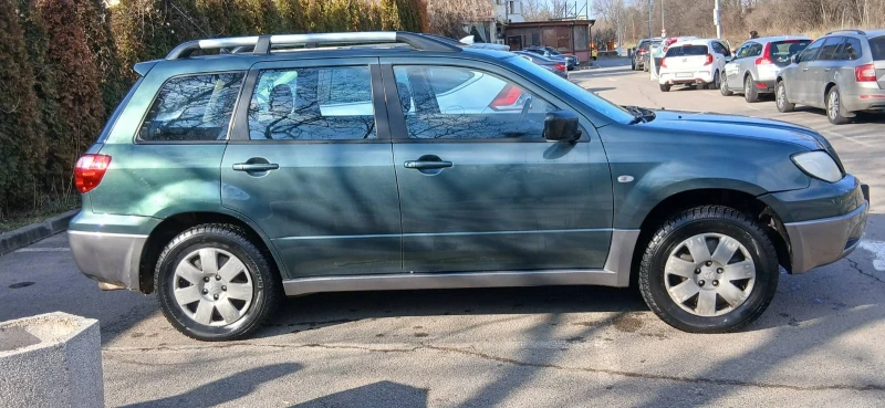 Mitsubishi Outlander 2.0 Top Top, снимка 4 - Автомобили и джипове - 53147778