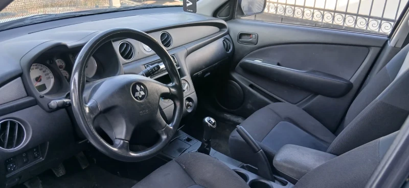 Mitsubishi Outlander 2.0 Top Top, снимка 12 - Автомобили и джипове - 53147778