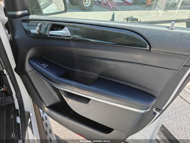 Mercedes-Benz GLS 550 4MATIC, снимка 12 - Автомобили и джипове - 54800800