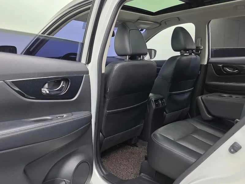 Nissan X-trail Smart 2.5 Бензин, снимка 10 - Автомобили и джипове - 55783492