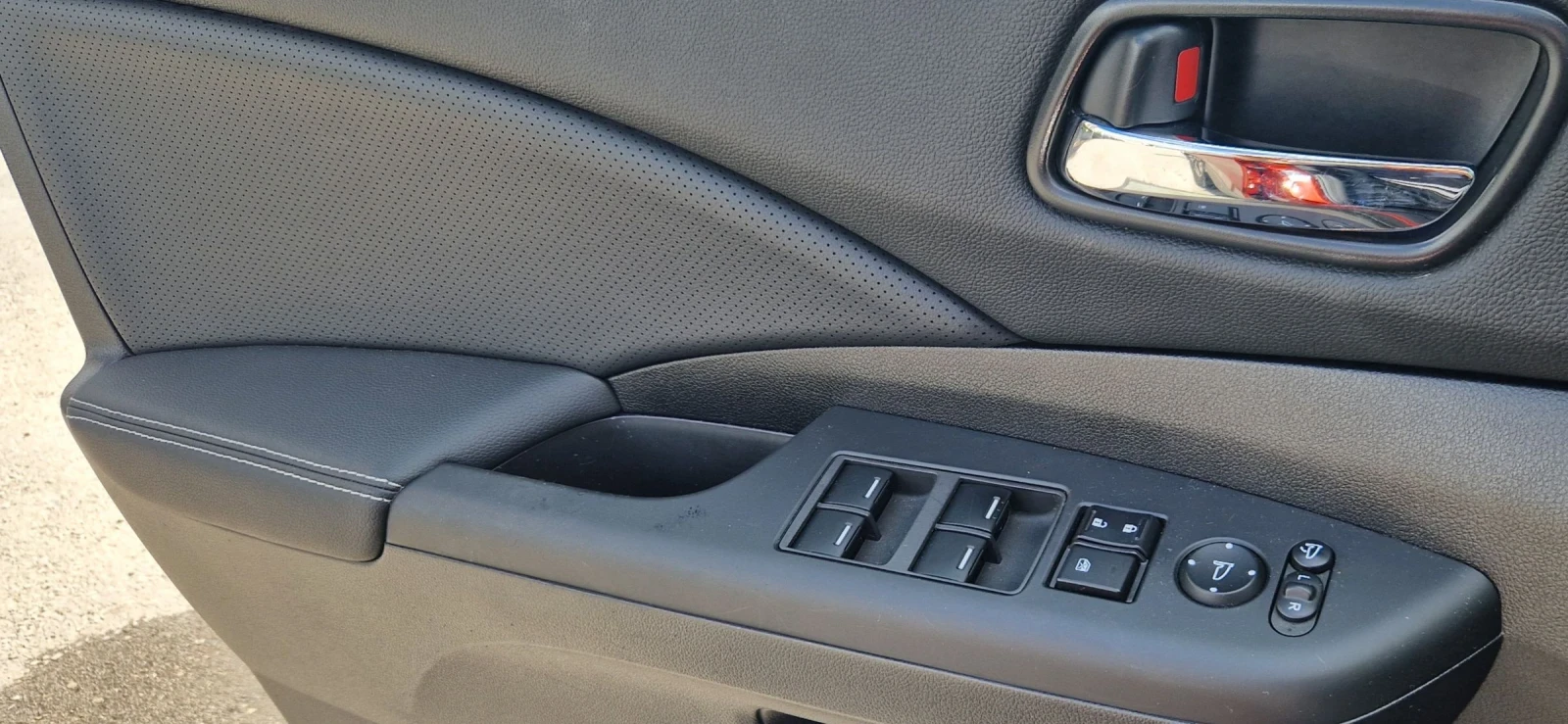 Honda Cr-v 2.0 4х4 - изображение 8