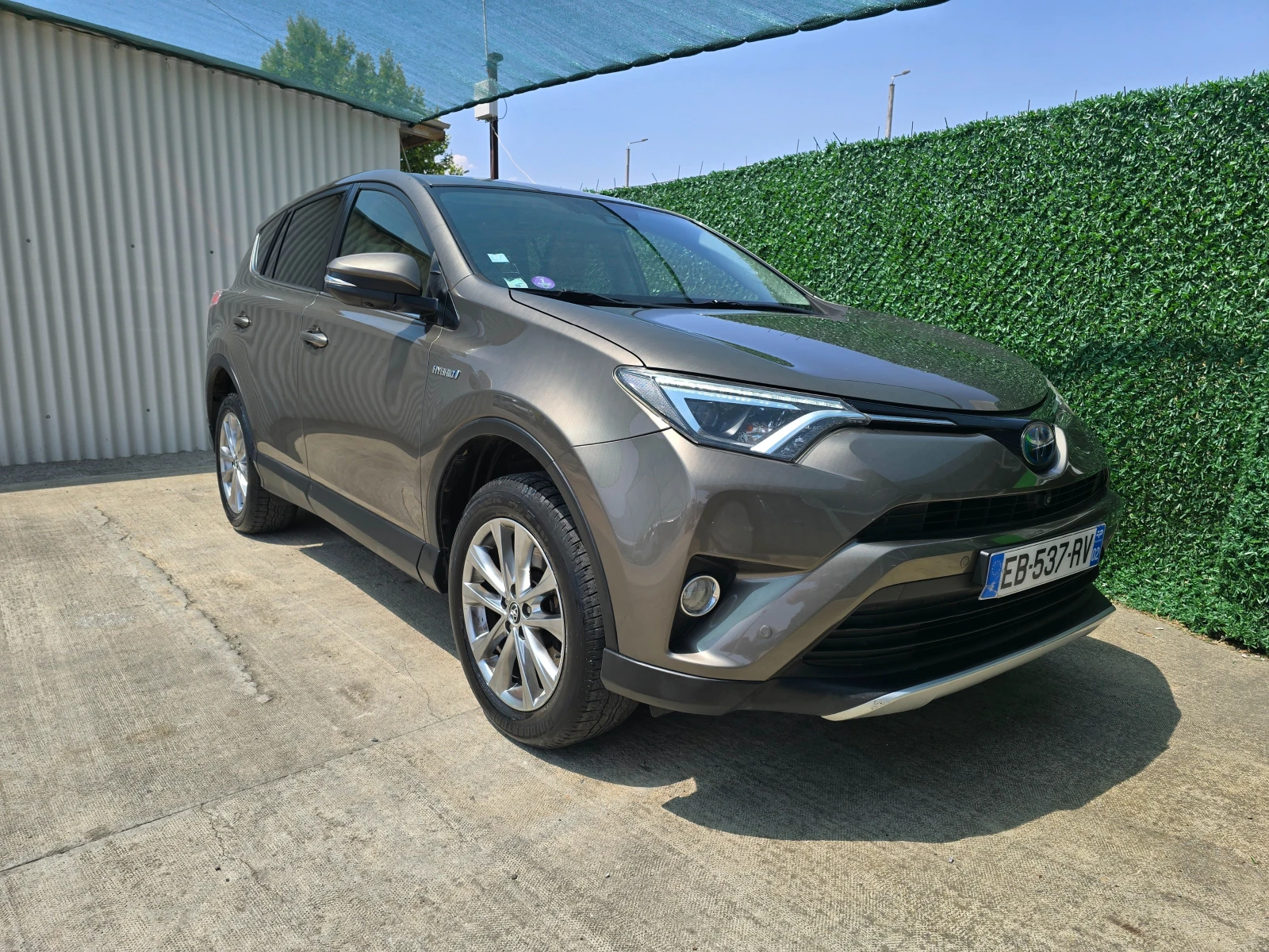 Toyota Rav4 HYBRID * LUXURY * 360  - изображение 7