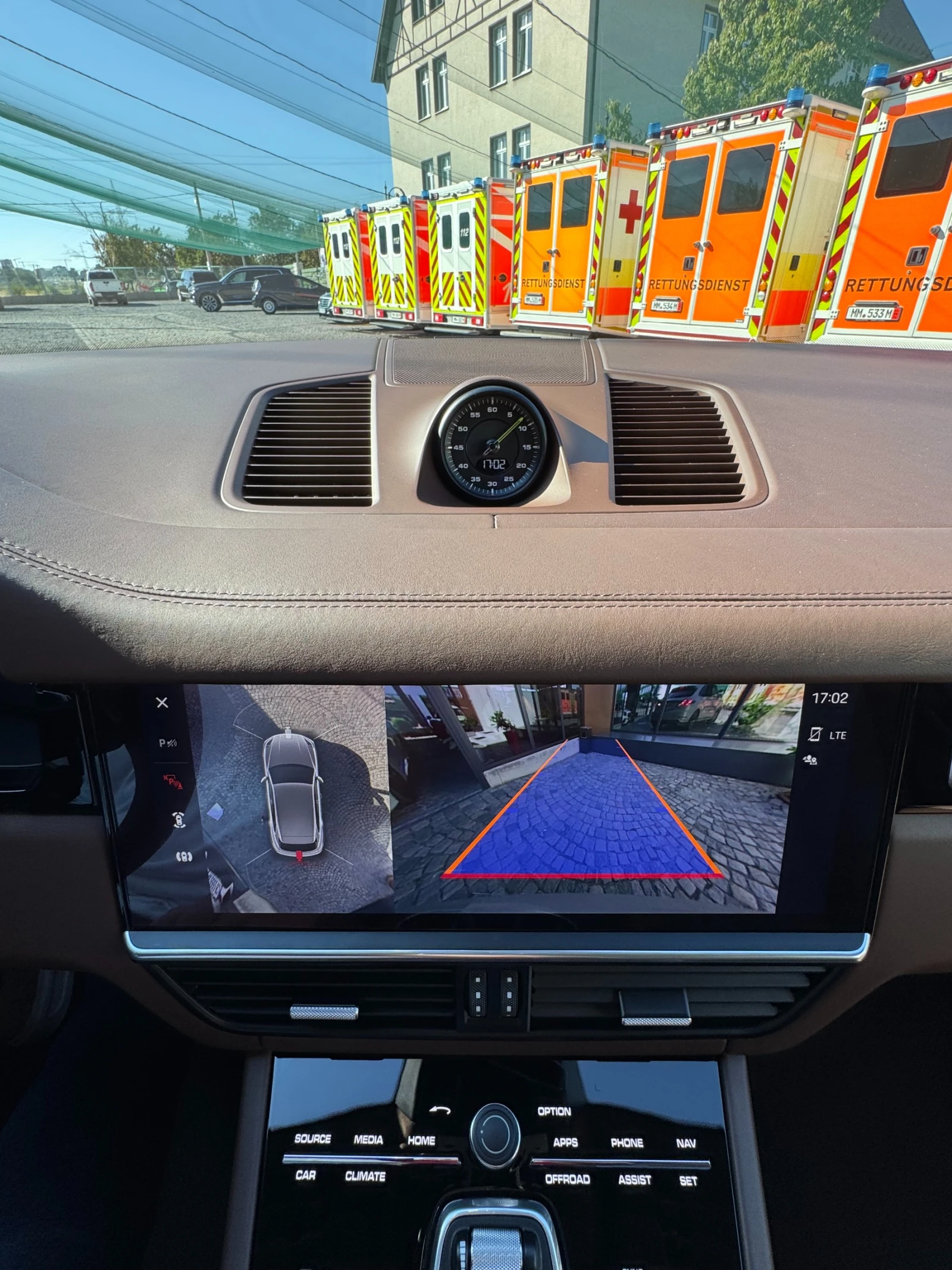 Porsche Cayenne E-Hybrid | Mobile.bg   11