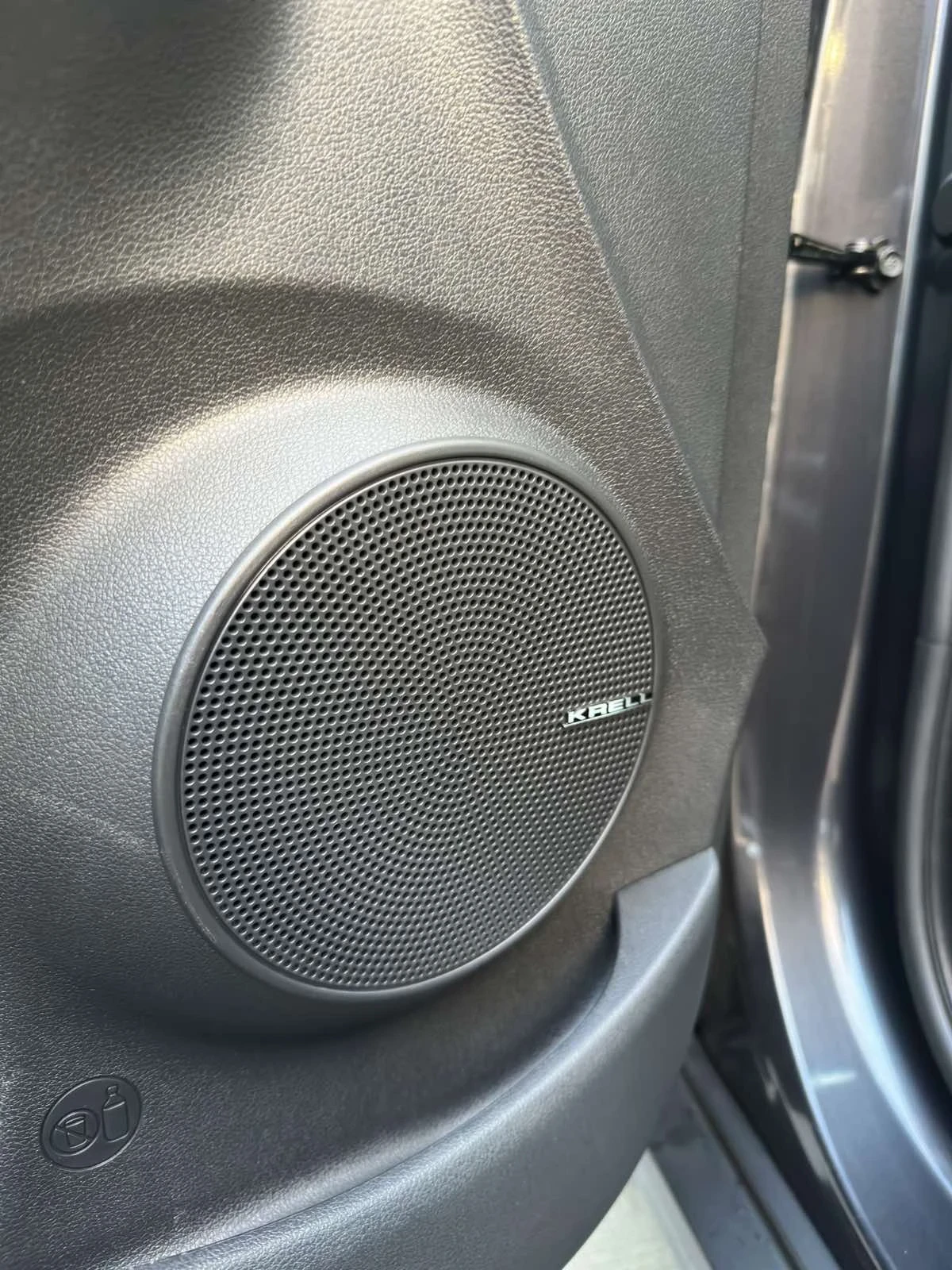 Hyundai Kona 64KWh/PREMIUM/SOH100%/BLUELINK/HEADUP/KRELL | Mobile.bg � ����������� 13