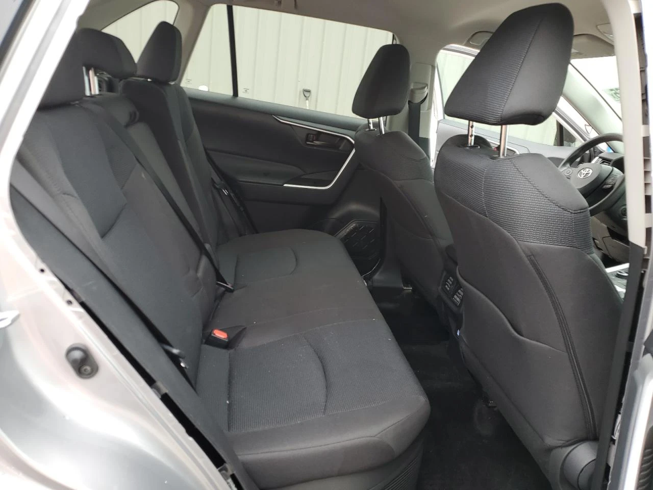 Toyota Rav4 LE/12000км., снимка 11 - Автомобили и джипове - 54190574