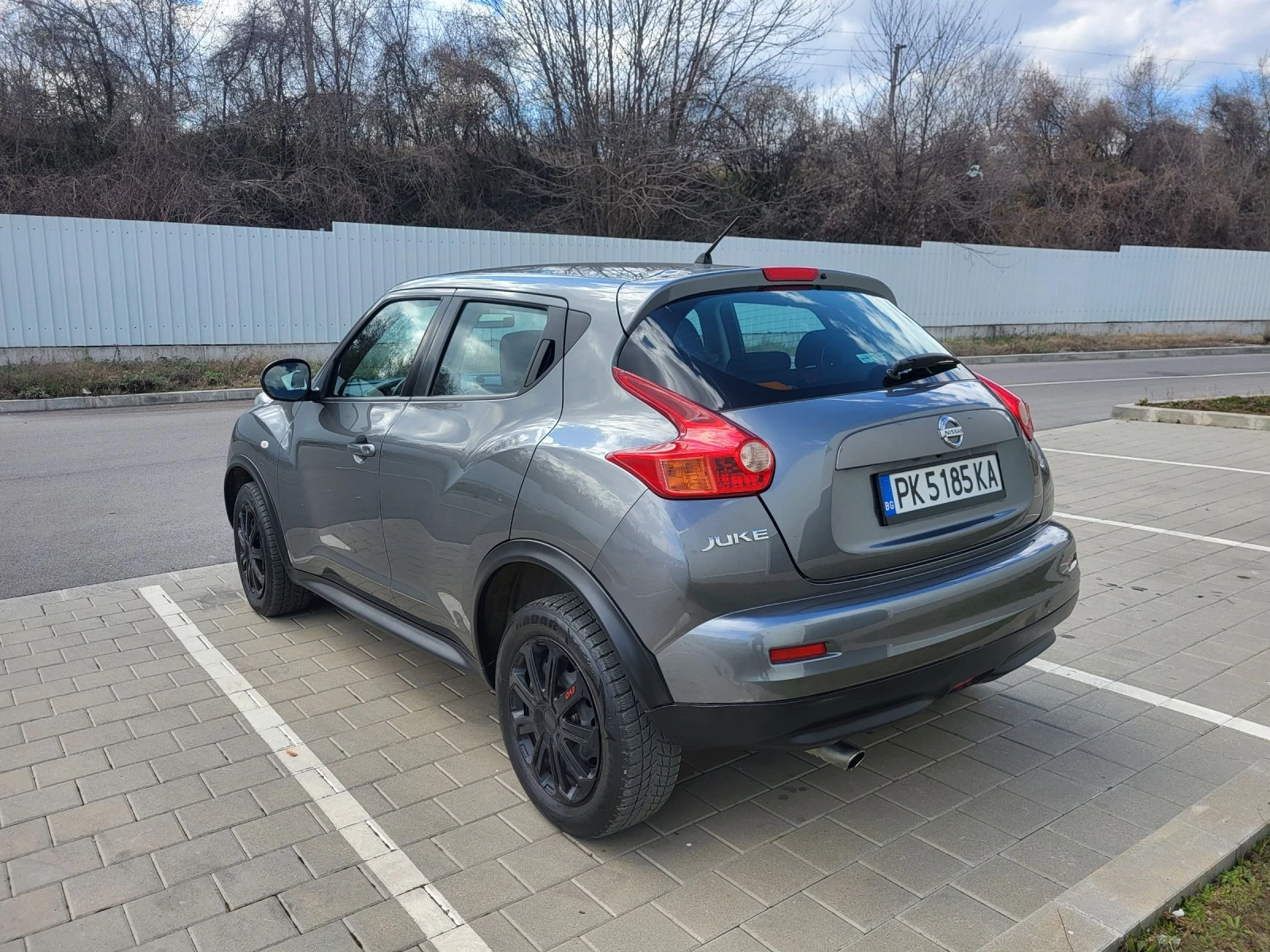 Nissan Juke 1.6i-automatik, снимка 2 - Автомобили и джипове - 54349988
