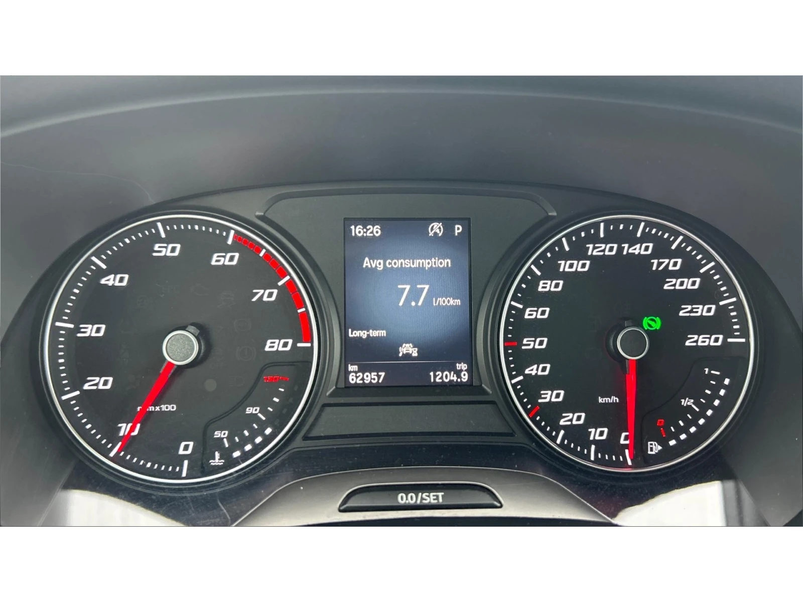 Seat Ateca 1.5 TSi ACT DSG, Месечна вноска от 333  , снимка 15 - Автомобили и джипове - 55509202