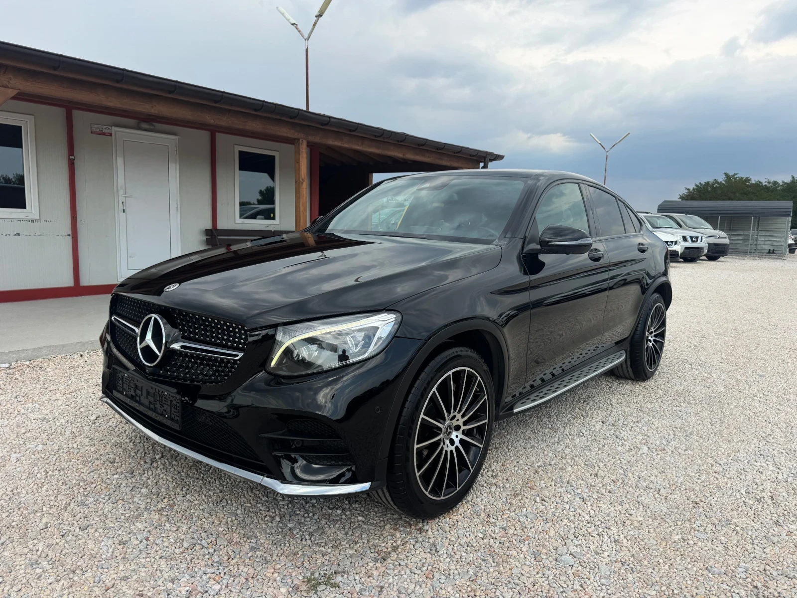 Mercedes-Benz GLC 220 * AMG* Line* 360Камера* Обдухване* 9G* 