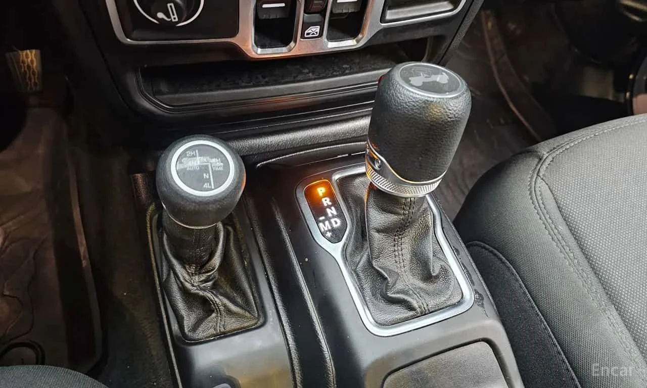 Jeep Wrangler * 2.0 Sport 4Door Willys Edition * ЦЕНА ДО БГ, снимка 9 - Автомобили и джипове - 55671590