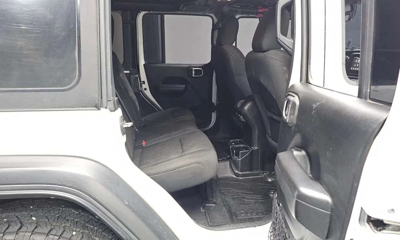 Jeep Wrangler * 2.0 Sport 4Door Willys Edition * ЦЕНА ДО БГ, снимка 12 - Автомобили и джипове - 55671590
