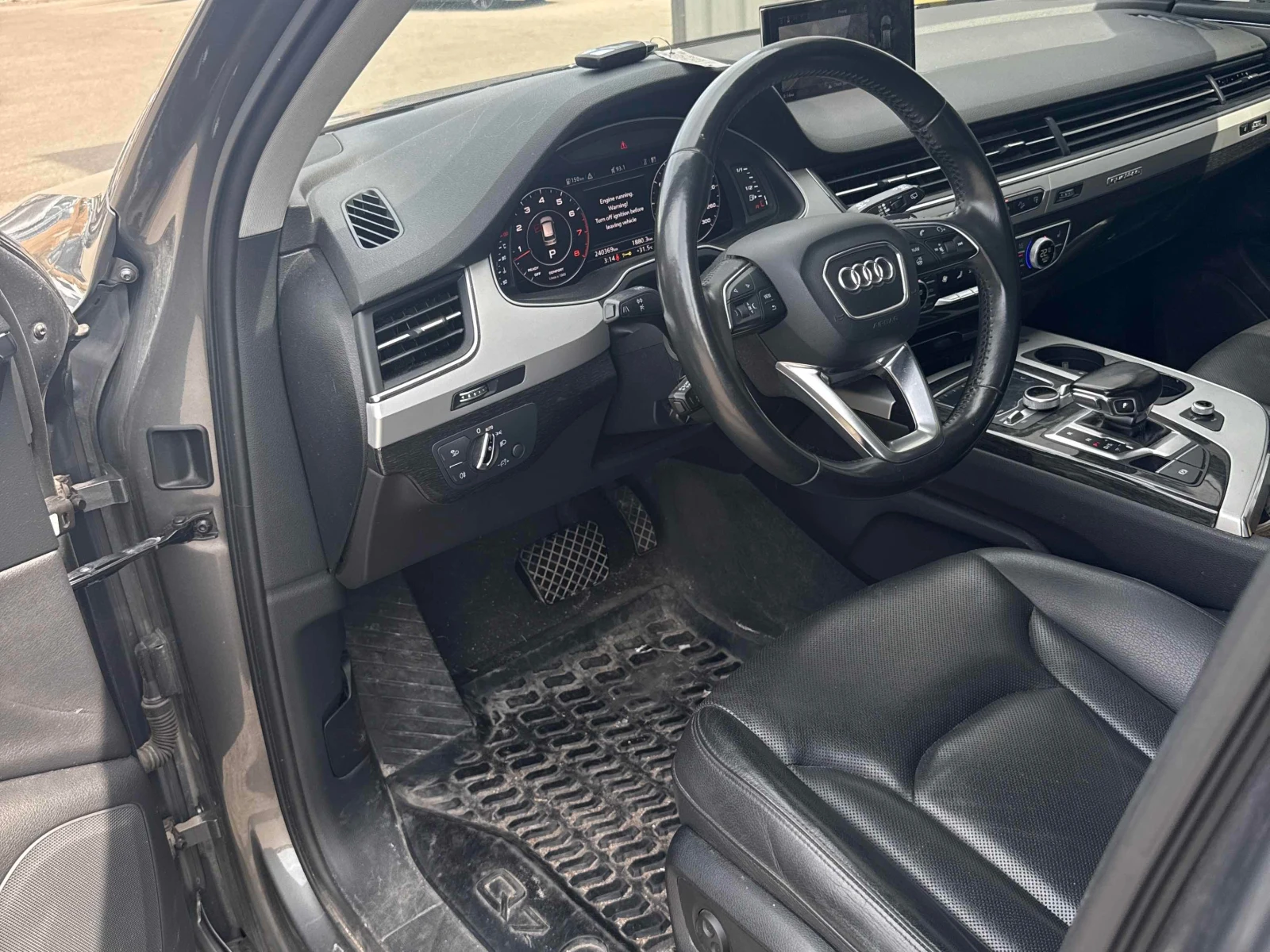 Audi Q7 * 3.0T Progressiv * CARFAX * ЦЕНА ДО БГ, снимка 7 - Автомобили и джипове - 55872469