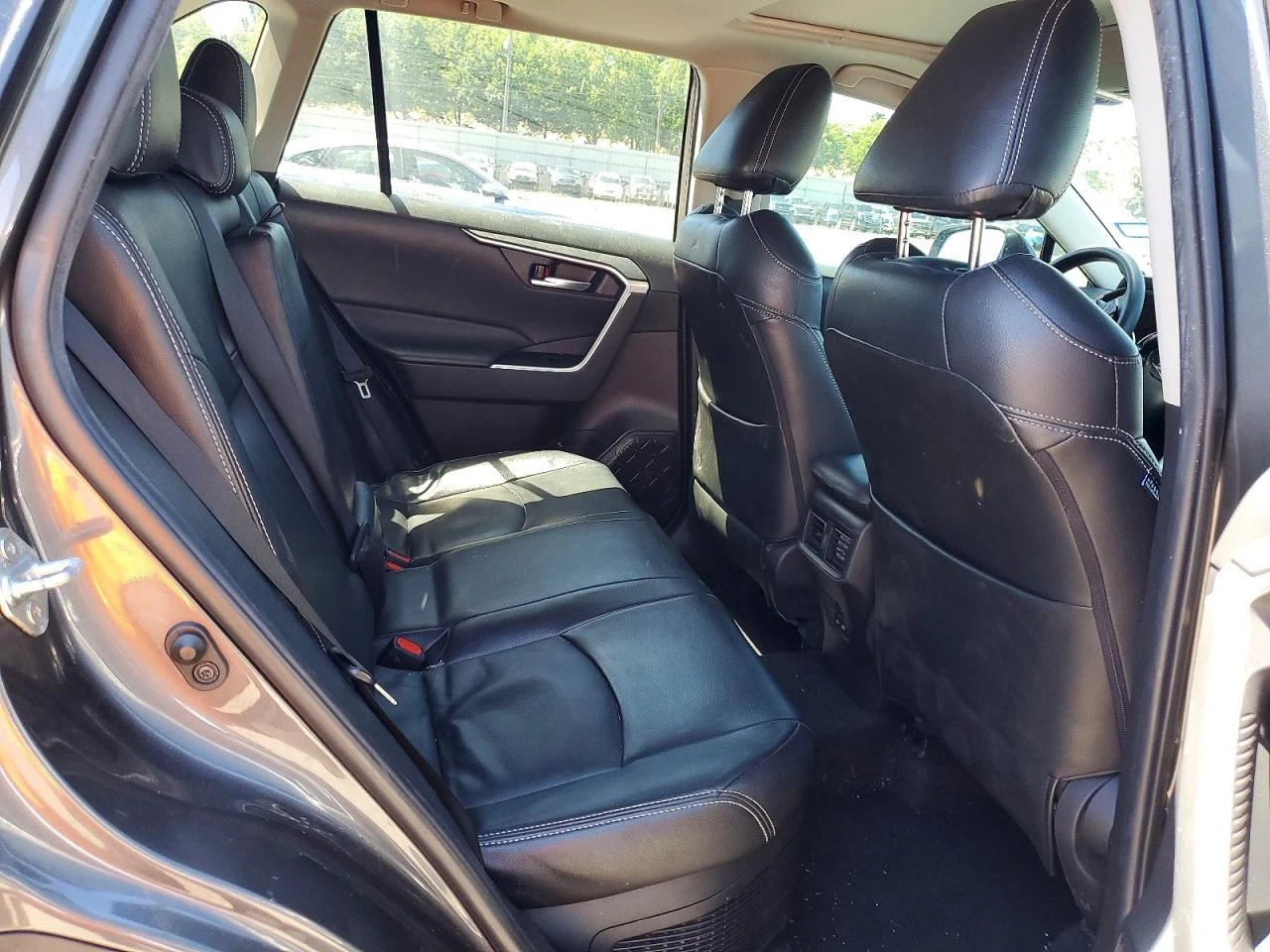 Toyota Rav4 2.5l Xle, снимка 11 - Автомобили и джипове - 55878538