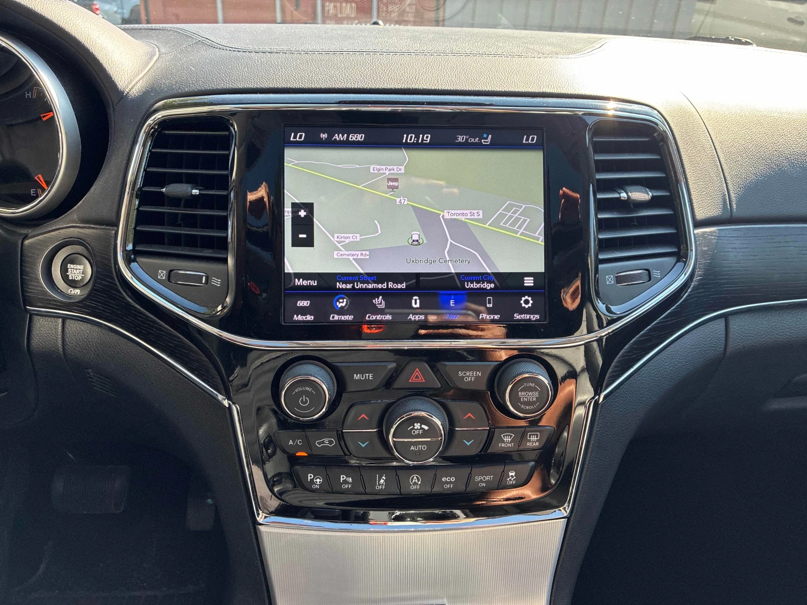 Jeep Grand cherokee * Summit * CARFAX * БЕЗ ПЪРВОНАЧАЛНА ВНОСКА, снимка 9 - Автомобили и джипове - 56135577