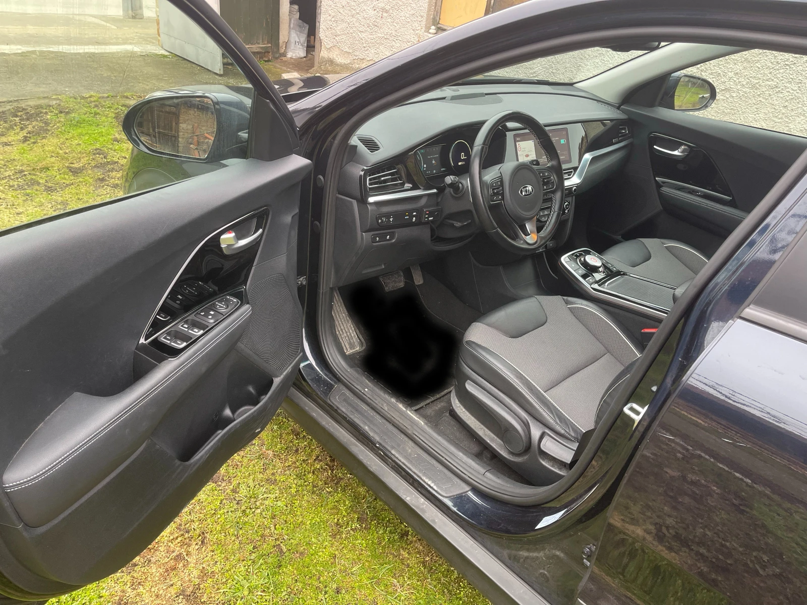 Kia Niro, снимка 6 - Автомобили и джипове - 56425265