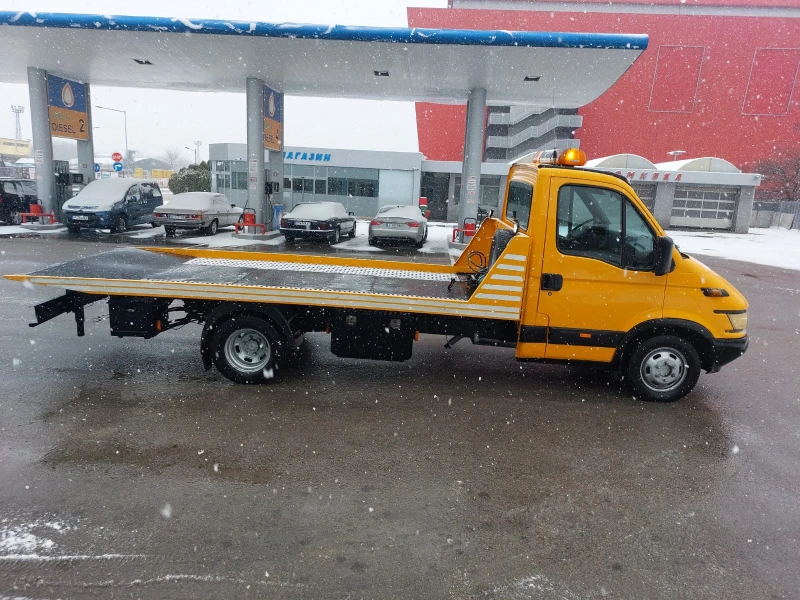 Iveco 35c13 Специален/хидравлика, снимка 2 - Бусове и автобуси - 49160325