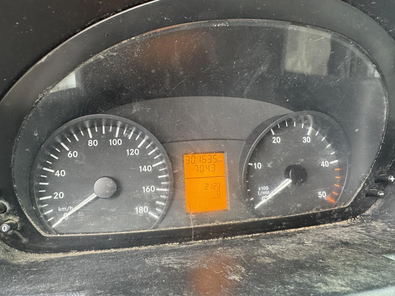 Mercedes-Benz Sprinter 313 MAXI, KLIMA Bкатегория, снимка 10 - Бусове и автобуси - 53875265