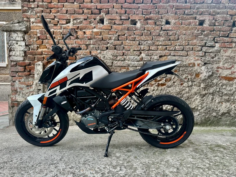 Ktm Duke 125i, снимка 4 - Мотоциклети и мототехника - 49438788