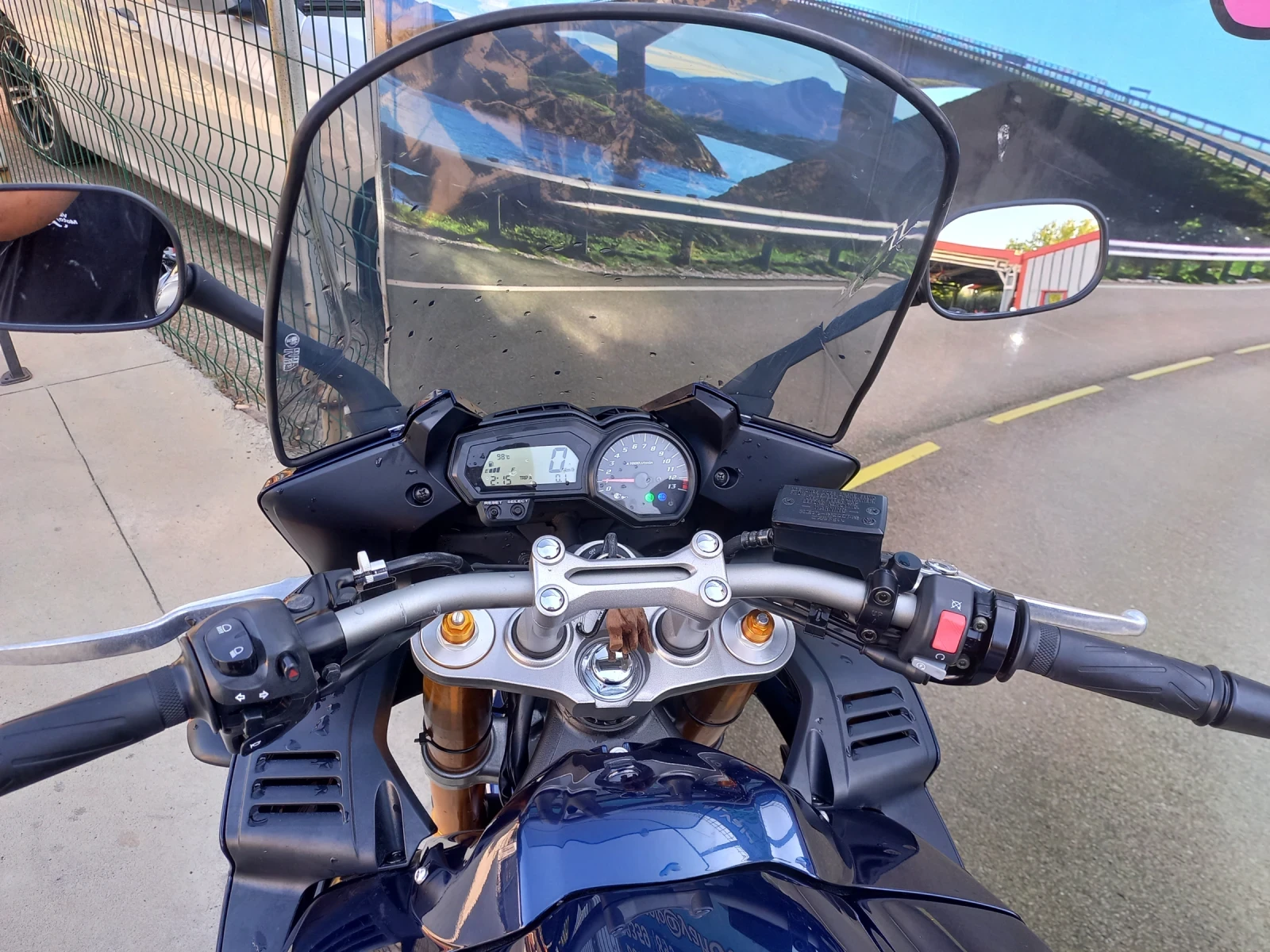 Yamaha FZ1 1000 - изображение 8