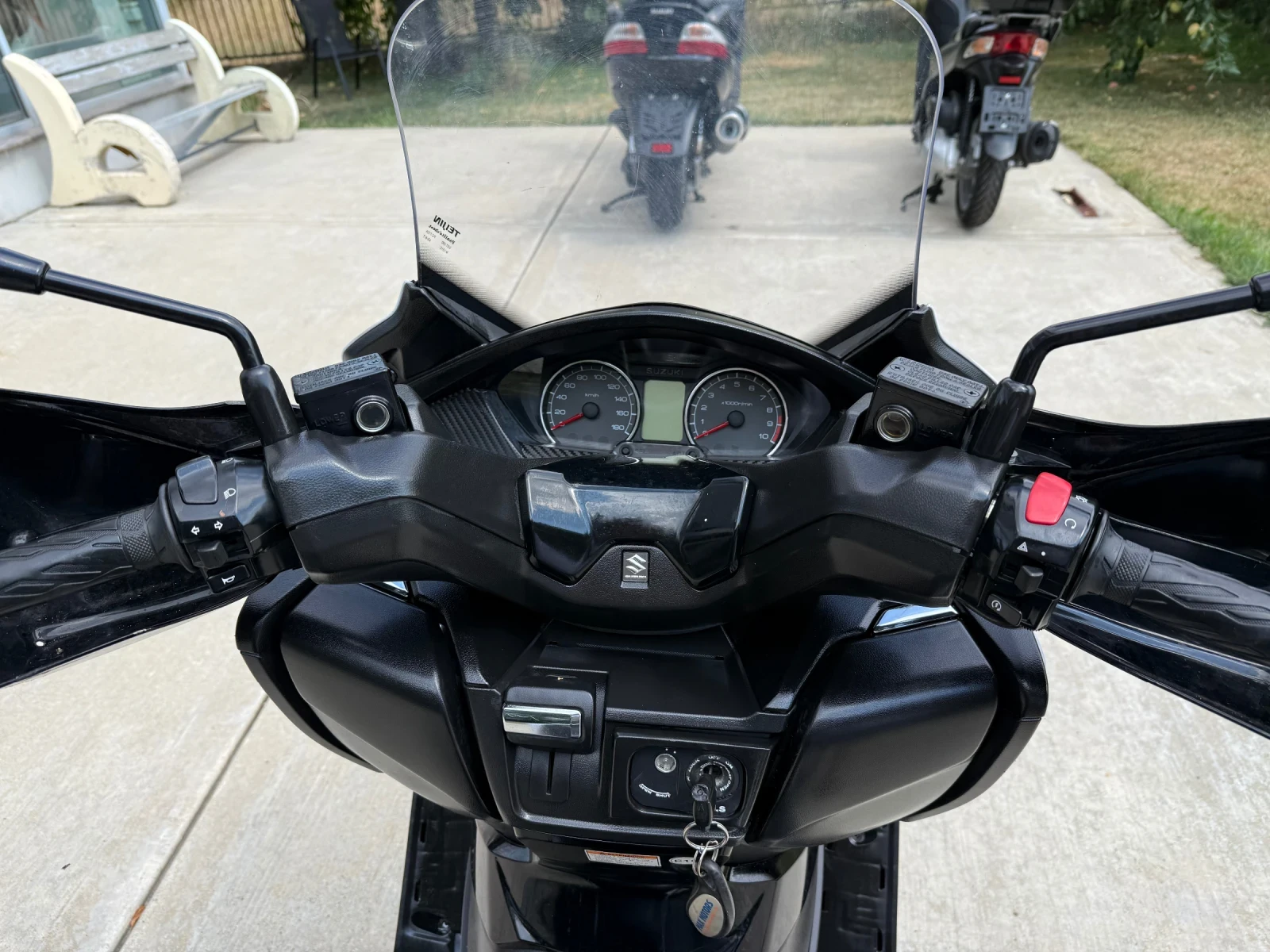 Suzuki Burgman 2019 400, снимка 9 - Мотоциклети и мототехника - 55596331