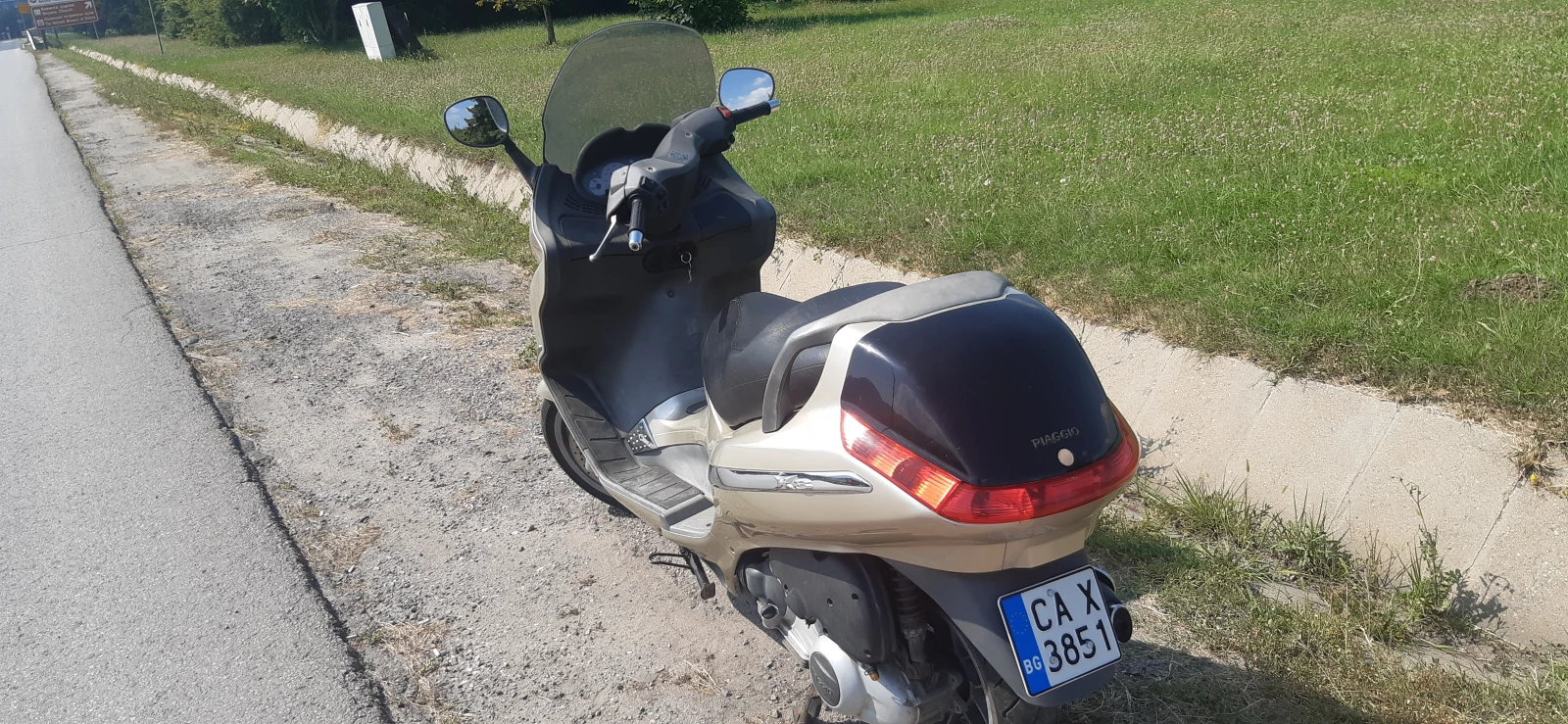 Piaggio X8 125, снимка 2 - Мотоциклети и мототехника - 55951344