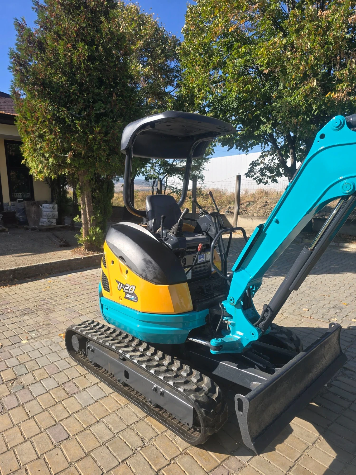 ����� Kubota U-20 | Mobile.bg � ����������� 2
