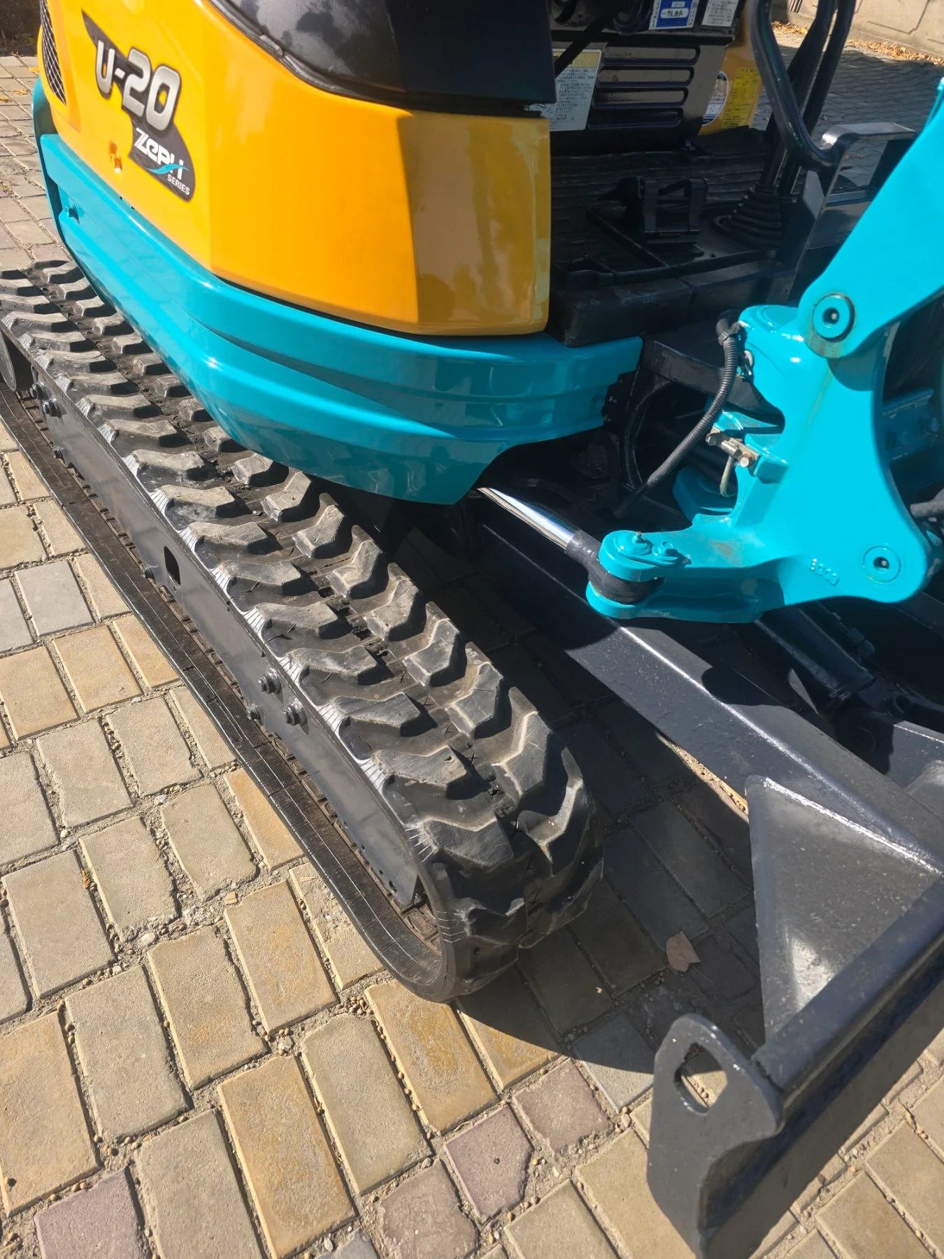 ����� Kubota U-20 | Mobile.bg � ����������� 3