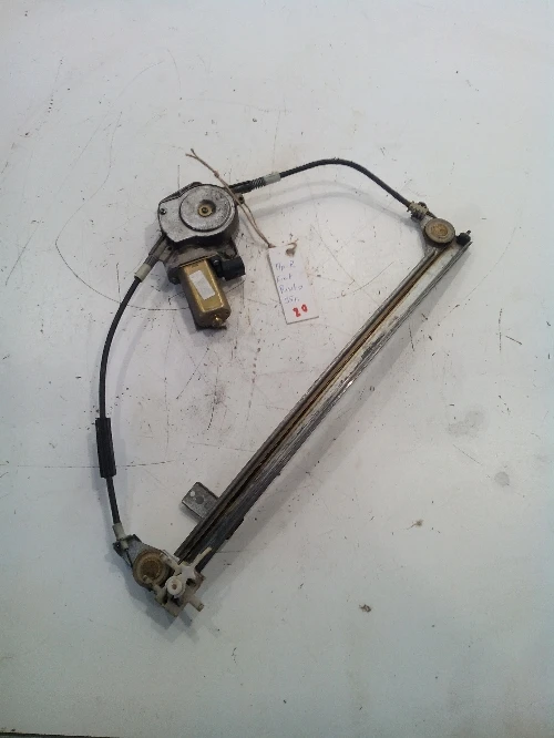 Предна дясна ел.машинка за фиат пунто 1.1,стъклоповдигач