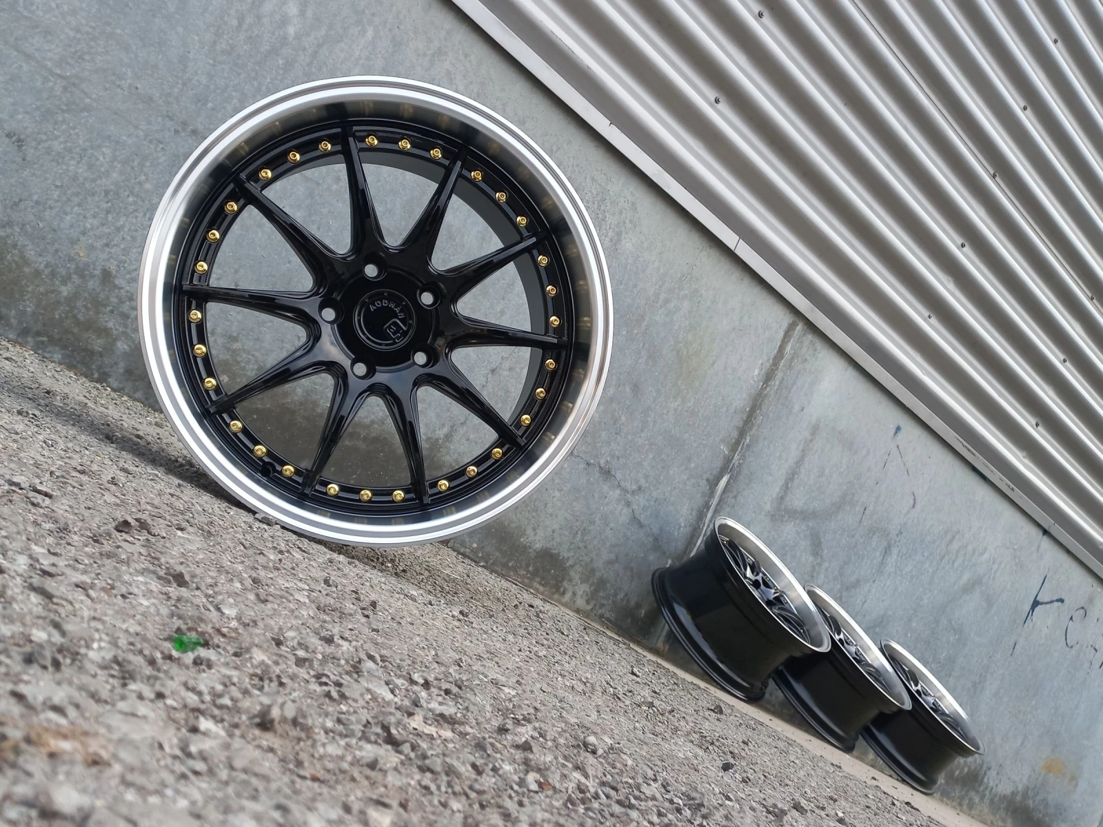 ������ �� BMW | Mobile.bg � ����������� 16