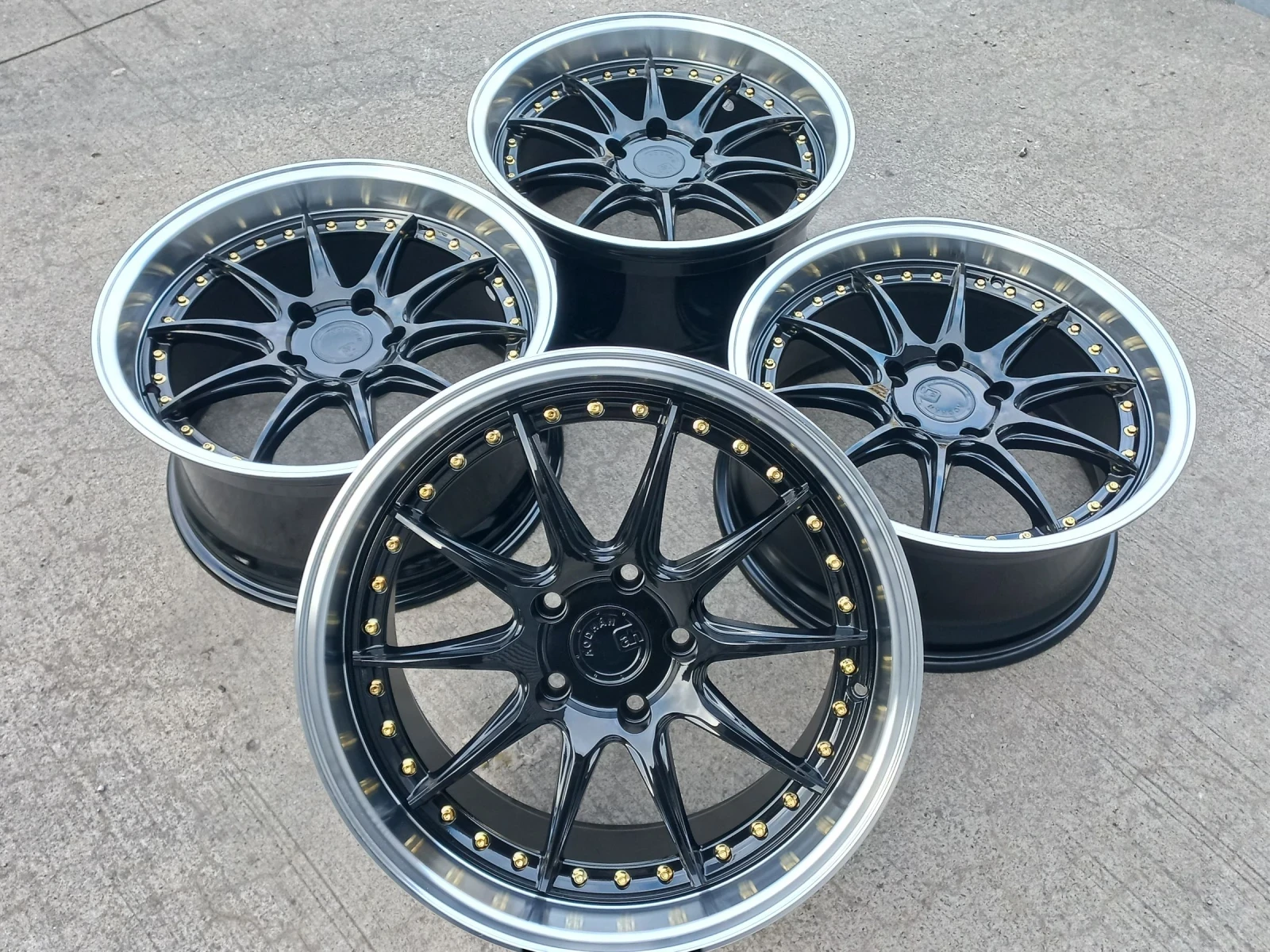 ������ �� BMW | Mobile.bg � ����������� 4