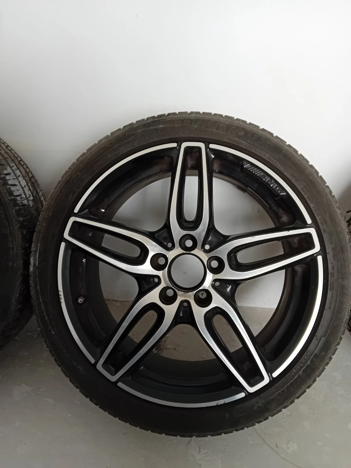 ���� � ������ 225/40R18 �� Mercedes-Benz | Mobile.bg � ����������� 4