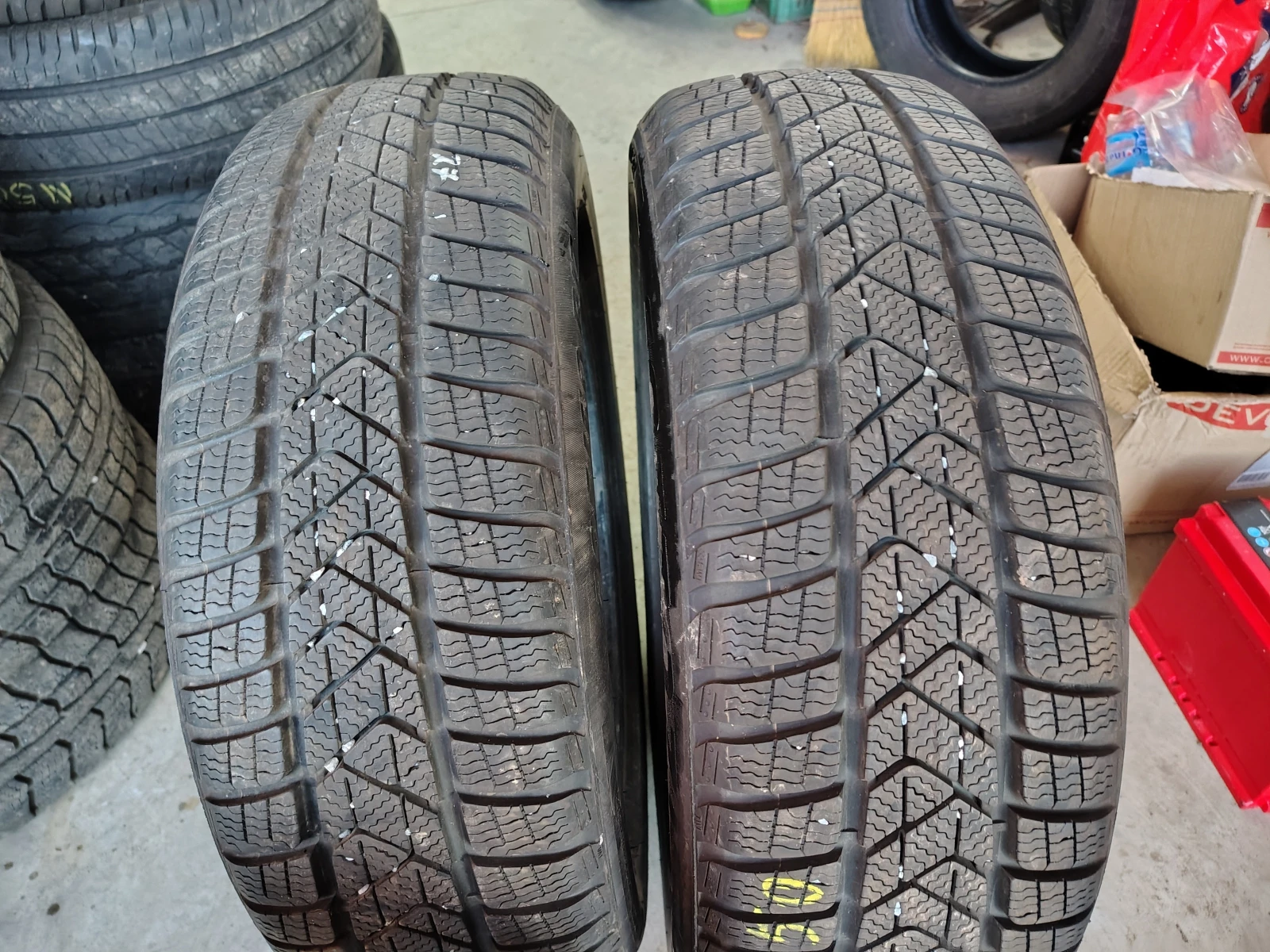 Гуми Зимни 205/60R17