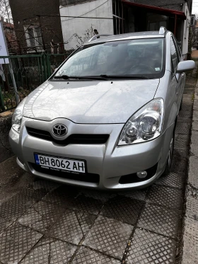 Toyota Corolla verso, снимка 1