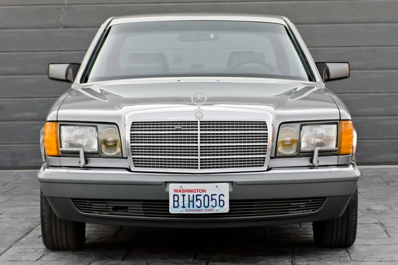 Mercedes-Benz 560 560sel