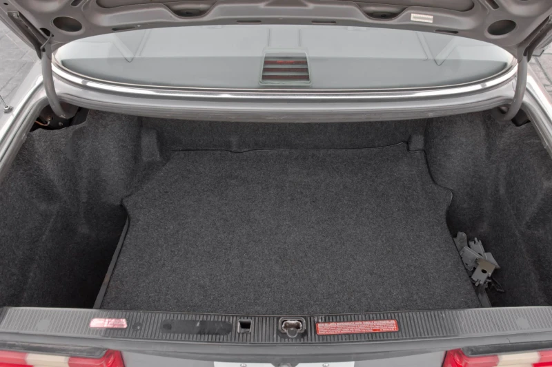 Mercedes-Benz 560 560sel, снимка 17 - Автомобили и джипове - 49500282