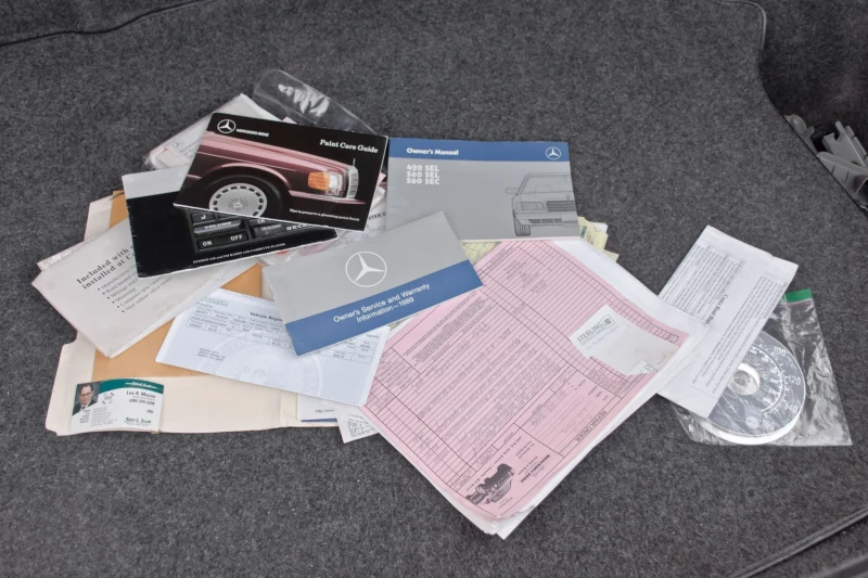 Mercedes-Benz 560 560sel, снимка 16 - Автомобили и джипове - 49500282