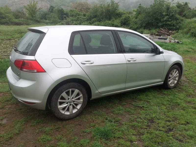 VW Golf 1.6 TDI 4x4, снимка 8 - Автомобили и джипове - 47596118