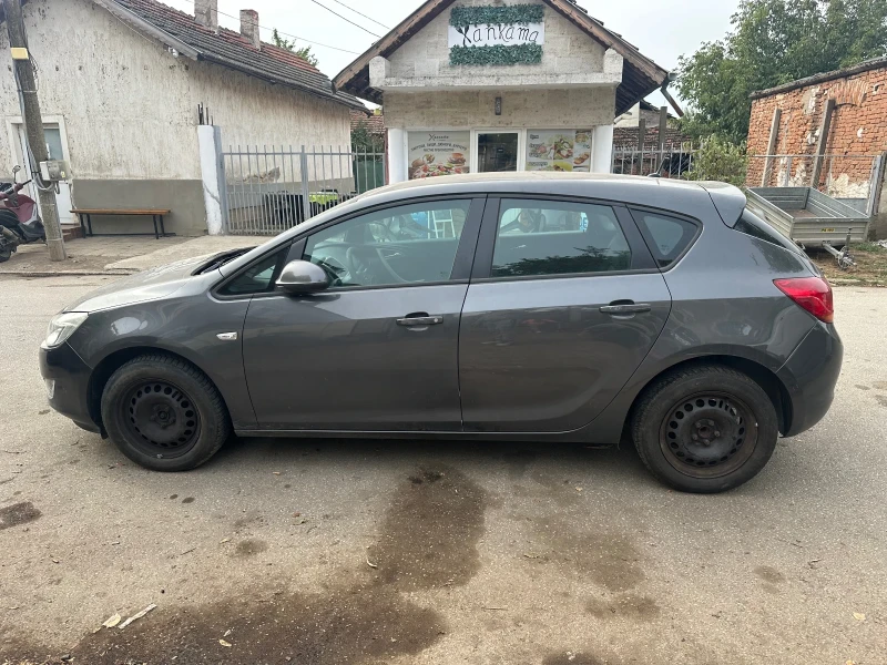 Opel Astra, снимка 6 - Автомобили и джипове - 47616117