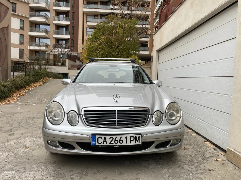 Mercedes-Benz E 220 W211, снимка 1 - Автомобили и джипове - 47920012