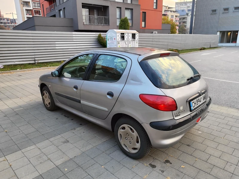 Peugeot 206, снимка 7 - Автомобили и джипове - 47909887