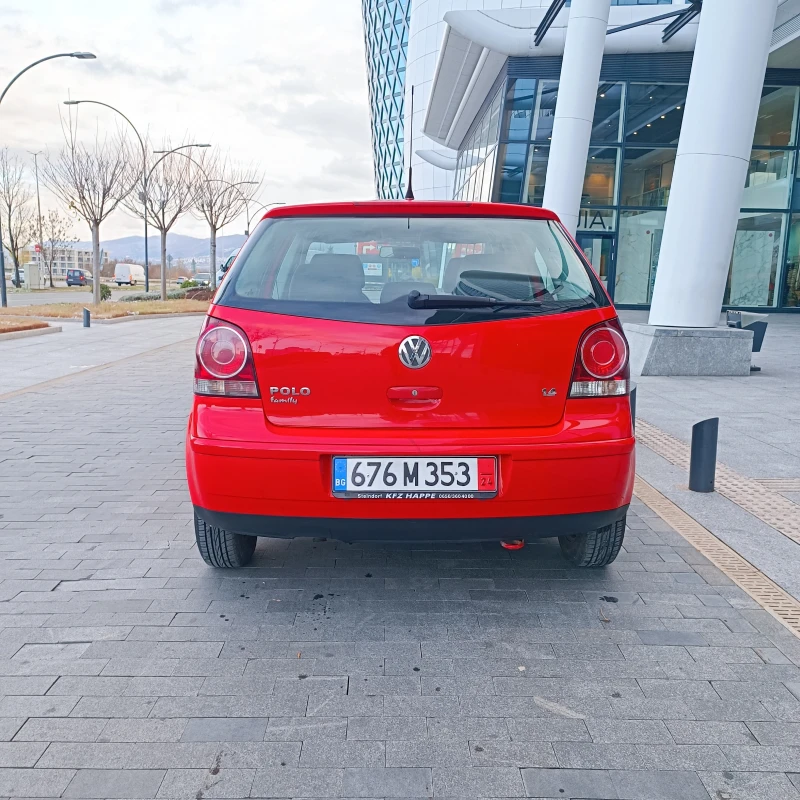 VW Polo 1.4, 75 к.с, КЛИМАТРОНИК, снимка 5 - Автомобили и джипове - 48057609