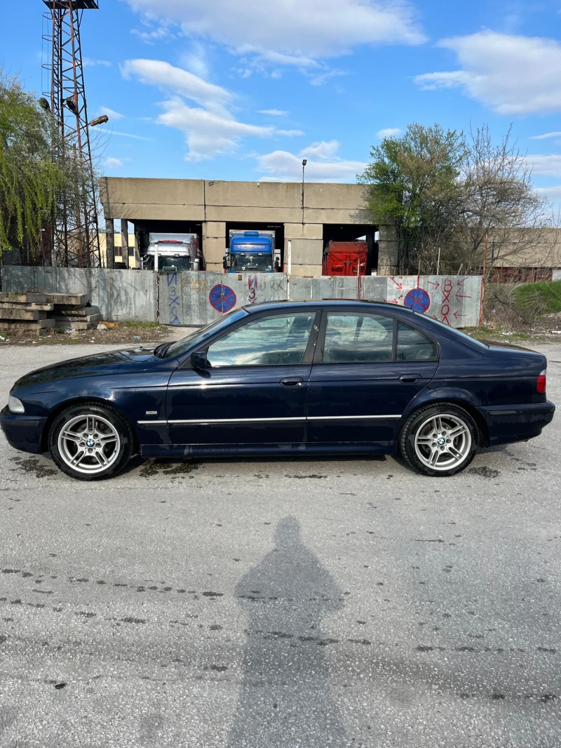 BMW 528, снимка 3 - Автомобили и джипове - 48803576