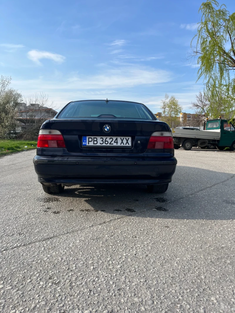 BMW 528, снимка 6 - Автомобили и джипове - 48803576