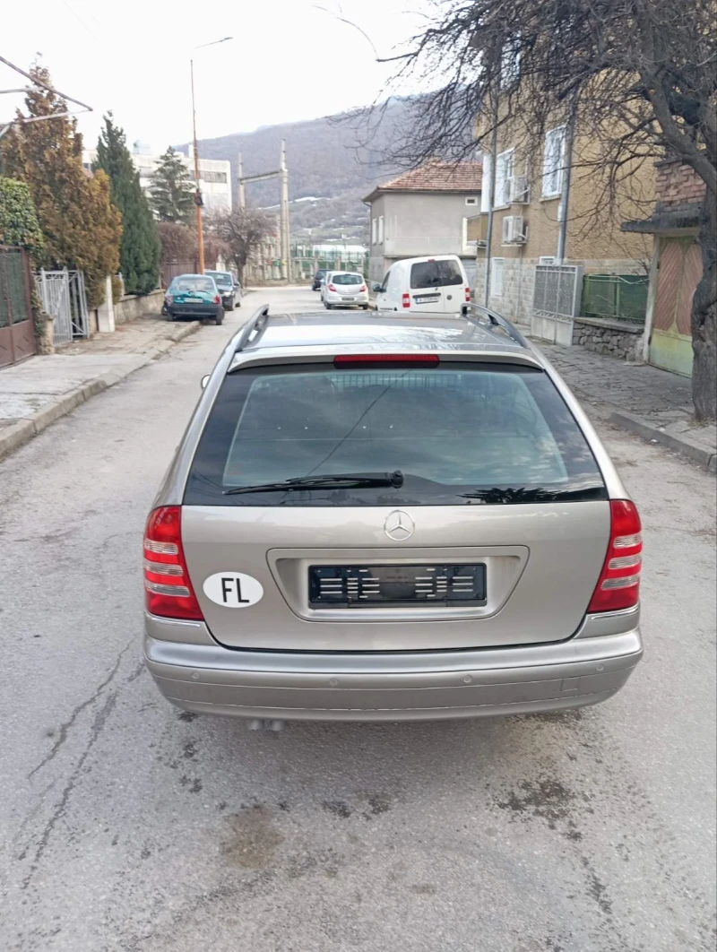 Mercedes-Benz C 200 2.0 kompressor , снимка 5 - Автомобили и джипове - 49486269