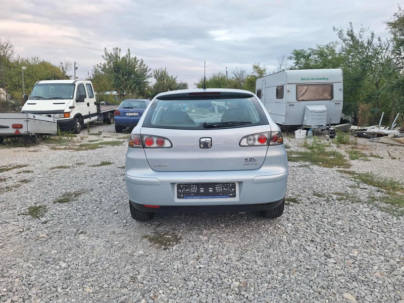 Seat Ibiza 1.4i klima, снимка 4 - Автомобили и джипове - 52079551