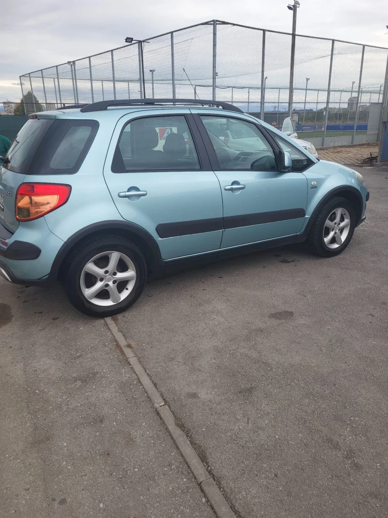 Suzuki SX4, снимка 13 - Автомобили и джипове - 52336980