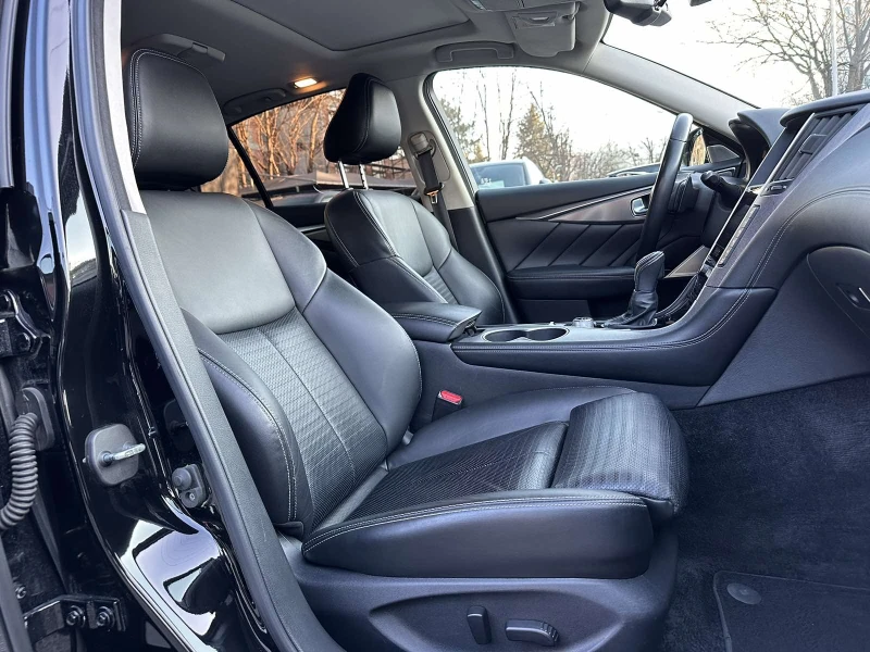Infiniti Q50 S AWD Hybrid, снимка 12 - Автомобили и джипове - 52551523
