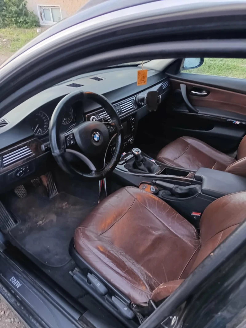 BMW 320 2.0D, снимка 8 - Автомобили и джипове - 52718515