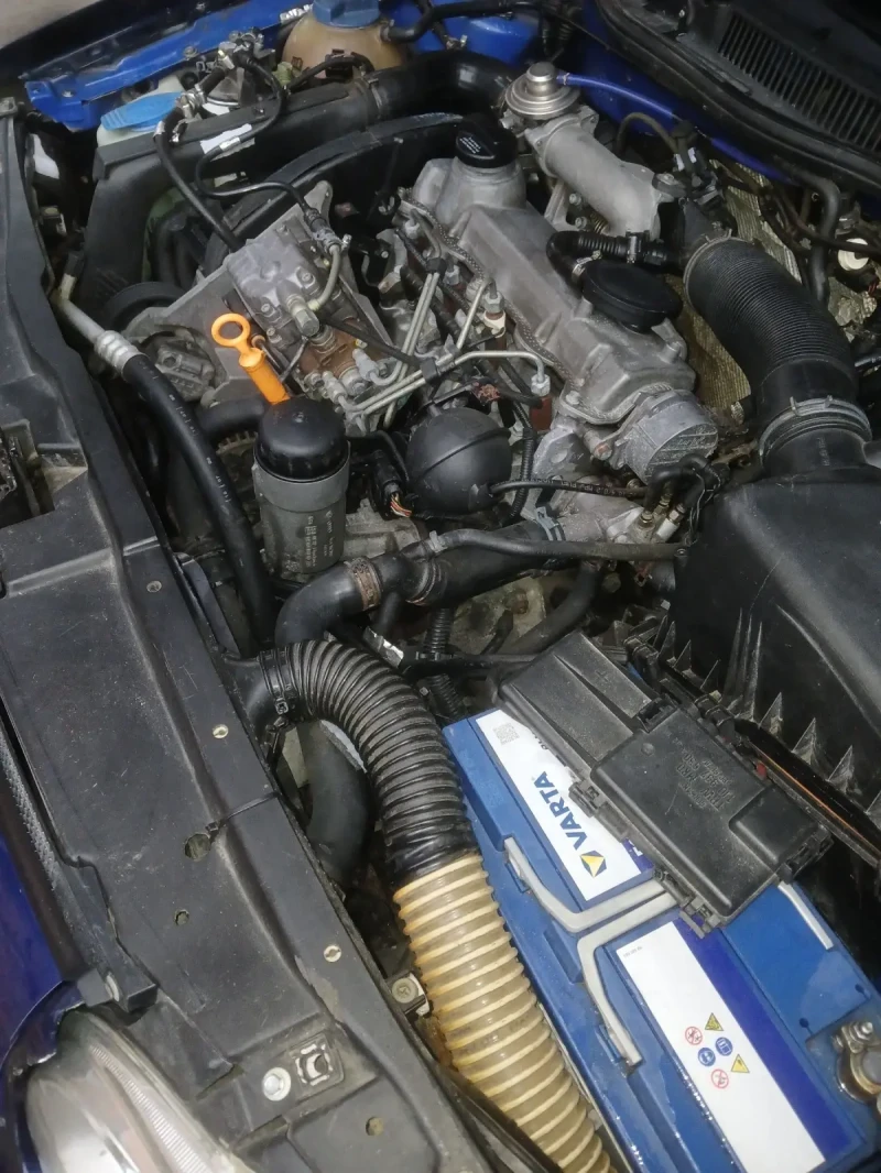 VW Golf 1900, снимка 6 - Автомобили и джипове - 53233157