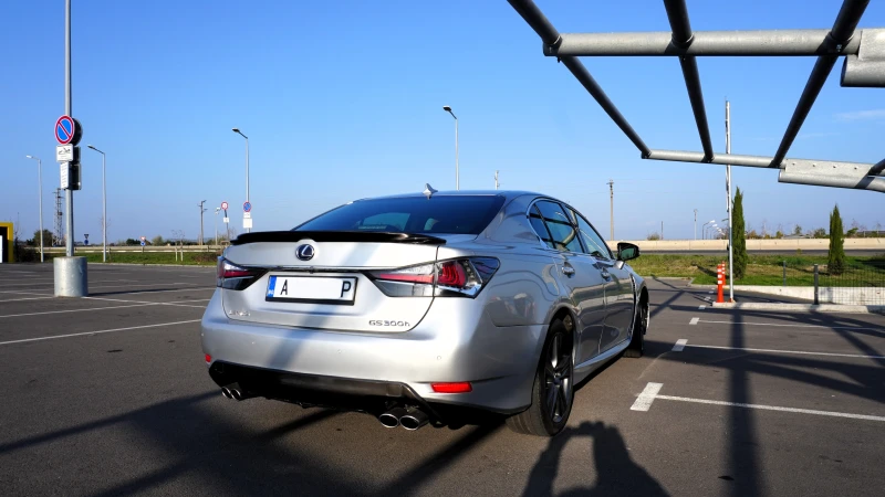 Lexus GS 300 GS-F, снимка 9 - Автомобили и джипове - 53284244