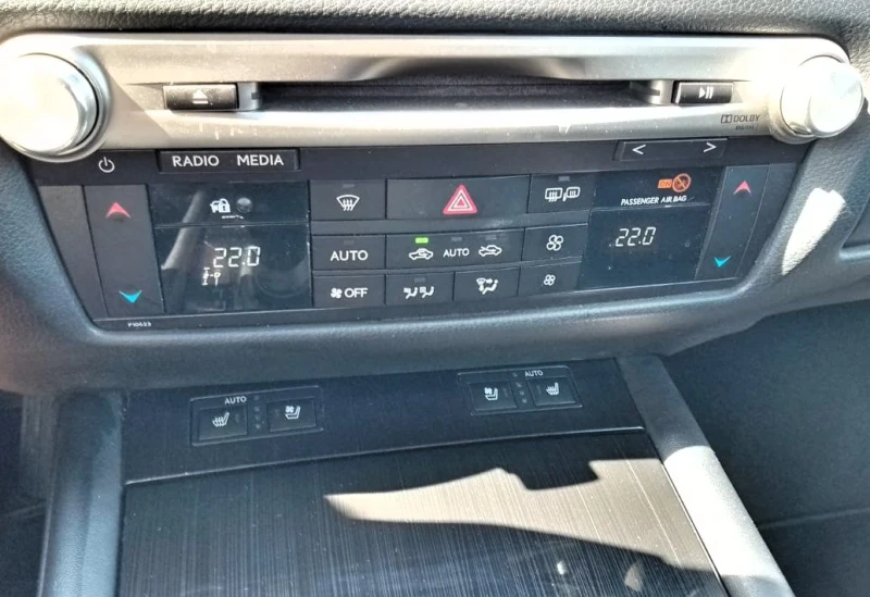 Lexus GS 300 GS-F, снимка 14 - Автомобили и джипове - 53284244